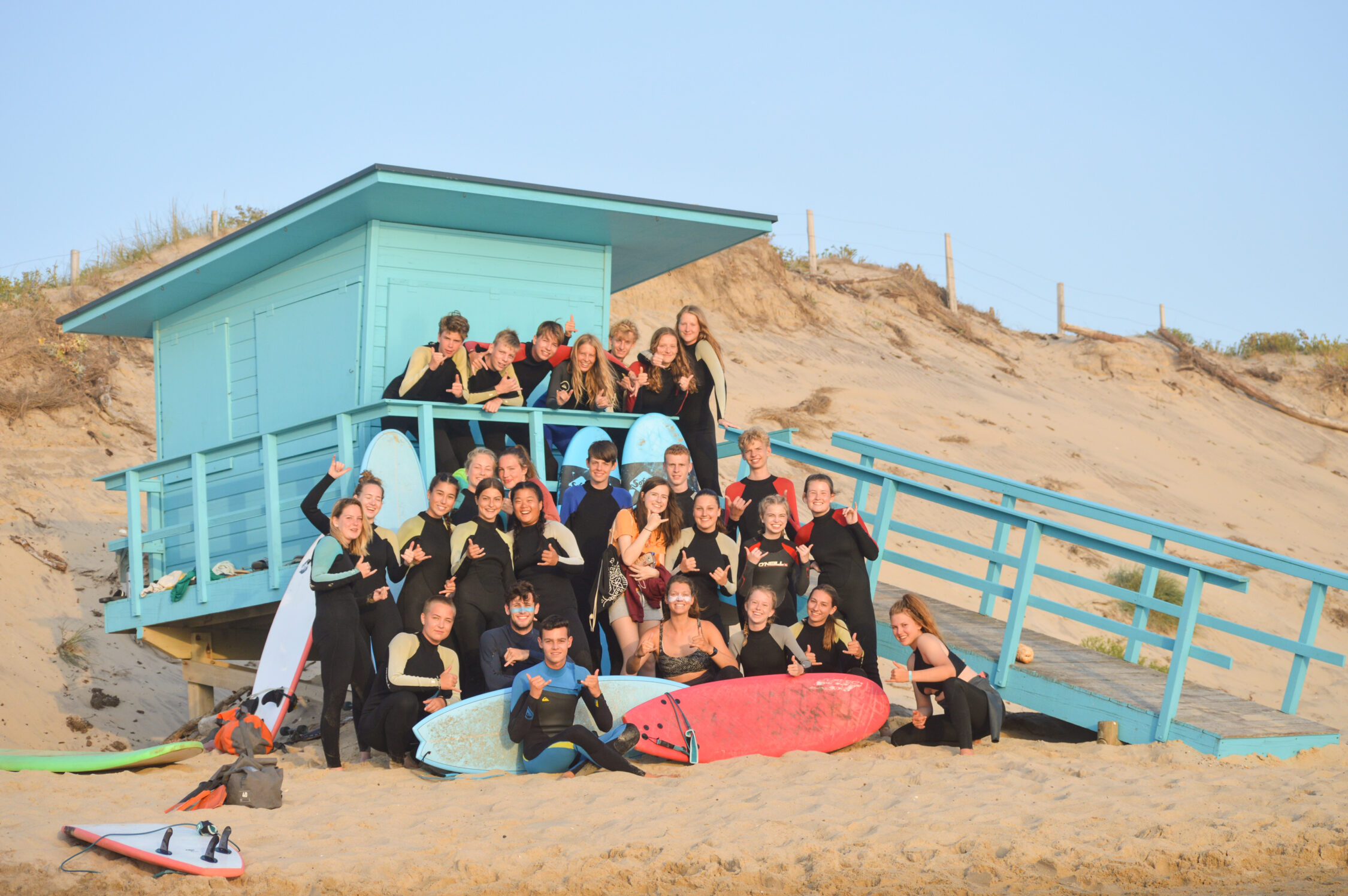 Ripstar Young: de leukste surfcamps voor jeugd en jongeren!